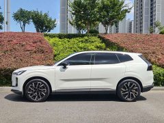 Volvo XC70 Plug-in Hybrid 2026 AWD Extended Range Plus - ფოტო 7