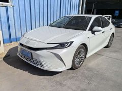 Toyota Camry Hybrid 2.0L HGVP Luxury - ფოტო 1