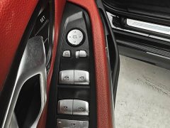 BMW 3 Series 320Li M Sport Package - ფოტო 12