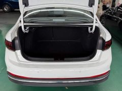 Volkswagen Sagitar 200TSI DSG Feiyue Edition - ფოტო 13