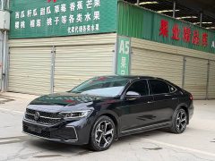 Volkswagen Passat 330TSI Starry Sky Luxury Edition - ფოტო 1