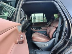 Lincoln Navigator 3.5T Presidential Edition - ფოტო 7