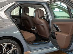 BMW 7 Series 2023 735Li Luxury Package - ფოტო 18