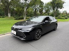 Toyota Avalon 2.0L Luxury - ფოტო 1