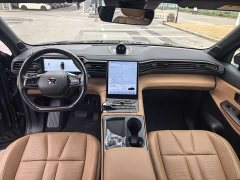 NIO ES8 75kWh Seven-Seater - ფოტო 14