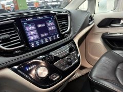 Dodge Caravan Chrysler Pacifica PHEV (Imported) 3.6L Plug-in Hybrid - photo 10