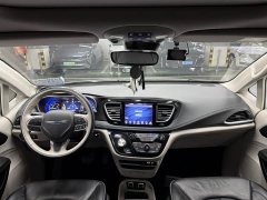Dodge Caravan Chrysler Pacifica PHEV (Imported) 3.6L Plug-in Hybrid - photo 13