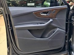 Audi Q7 55 TFSI quattro S line Sport - ფოტო 4