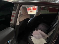 Tesla Model Y Rear-Wheel Drive - ფოტო 9