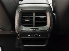 Volkswagen Touareg 280TSI FWD Luxury Plus - ფოტო 17