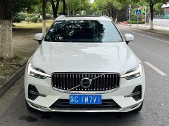 Volvo XC60 B5 AWD Smart Luxury Edition - ფოტო 2