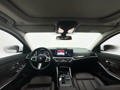 BMW 3 Series 320i M Sport Package - ფოტო 4