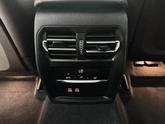 BMW 3 Series 320i M Sport Package - ფოტო 11