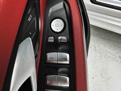 BMW 3 Series 320i M Sport Package - ფოტო 20