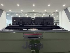 Jeep Gladiator 3.6L Overland - ფოტო 16