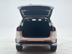 BMW X1 sDrive20Li X Design Package - ფოტო 5