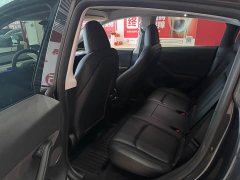 Tesla Model Y Rear-Wheel Drive - ფოტო 8