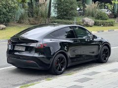 Tesla Model Y 2022 Facelift Rear-Wheel Drive - ფოტო 3