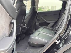 Tesla Model Y Long Range All-Wheel Drive - ფოტო 9