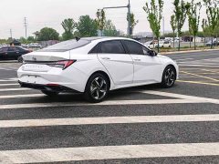 Hyundai Elantra 1.5L CVT GLX Elite - ფოტო 7