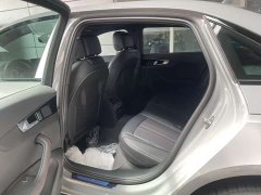 Audi A4L 200 Million Units Joyful Edition 40 TFSI Luxury Dynamic - ფოტო 3