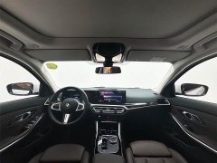 BMW 3 Series 320i M Sport Package - ფოტო 10
