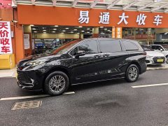Toyota Sienna 2021 2.5L Hybrid Comfort Edition - ფოტო 2
