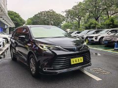 Toyota Sienna 2021 2.5L Hybrid Comfort Edition - ფოტო 4