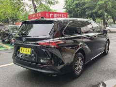 Toyota Sienna 2021 2.5L Hybrid Comfort Edition - ფოტო 6