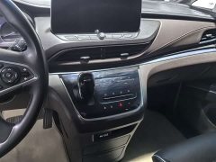 Buick GL8 Land Business Class 652T Luxury - ფოტო 8