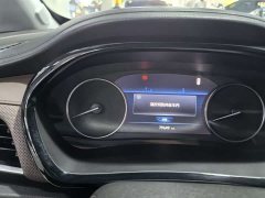 Buick GL8 Land Business Class 652T Luxury - ფოტო 9