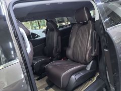 Buick GL8 Land Executive Cabin 652T Luxury - ფოტო 10