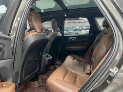 Volvo XC60 B5 AWD Smart Remote Luxury Edition - ფოტო 11