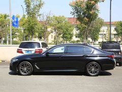 BMW 5 Series 525Li M Sport Package - ფოტო 16