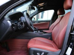 BMW 5 Series 525Li M Sport Package - ფოტო 8