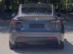 Tesla Model Y Rear-Wheel Drive - ფოტო 5