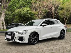 Audi A3 Sportback 35 TFSI Fashion Sport - ფოტო 1
