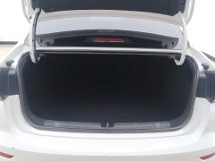 Geely Emgrand 4th Generation 1.5L CVT Luxury - ფოტო 4