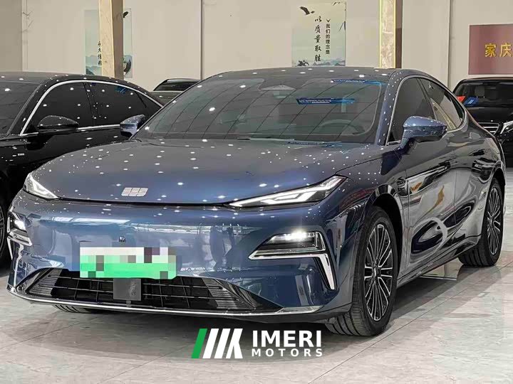 Geely Galaxy Xingyao 8 130km EM-i Premium Edition