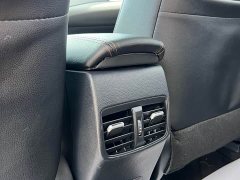 Toyota Corolla 1.8L CVT Luxury - ფოტო 18