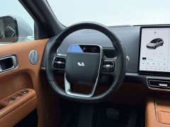 Li Auto L8 Pro - ფოტო 11