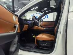 AITO M6 Pure Electric Max Long Range - ფოტო 8