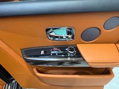 Rolls-Royce Phantom 2018 6.7T Standard Wheelbase - ფოტო 15