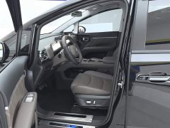 Wuling Starlight 730 New Energy Plug-in Hybrid 125km Deluxe Edition - ფოტო 9