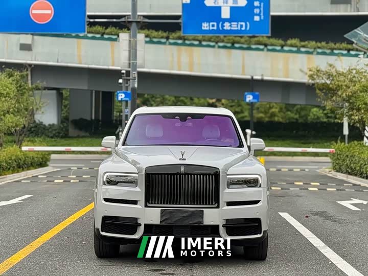 Rolls-Royce Cullinan 2018 Four-Seater - ავტომობილი ჩინეთიდან