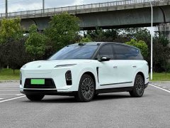 NIO ES8 Six-Seat Executive Luxury Edition - ფოტო 1