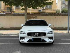 Volvo S60 B4 Intelligent Luxury Edition - ფოტო 1
