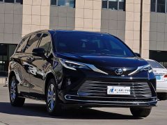 Toyota Sienna 2.5L Hybrid AWD Premium - ფოტო 3