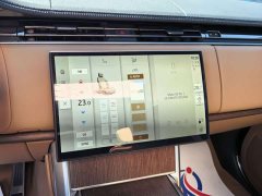 Land Rover Range Rover 2025 3.0L V6 400PS Extended Wheelbase Prestige Edition - ფოტო 9