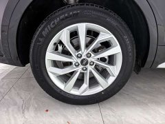 Audi Q5L 40T Luxury Dynamic - ფოტო 16